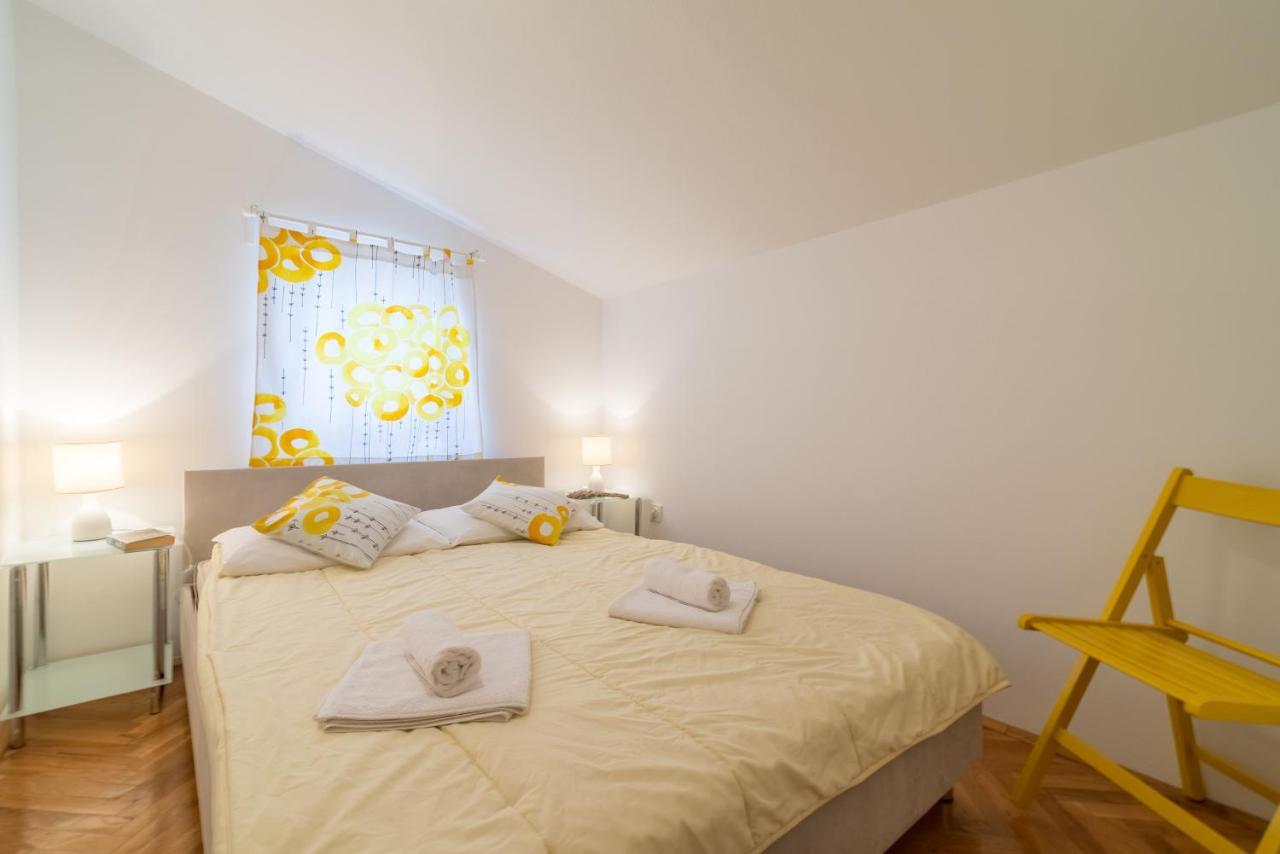 Apartments Bepina Biograd Na Moru Exterior foto
